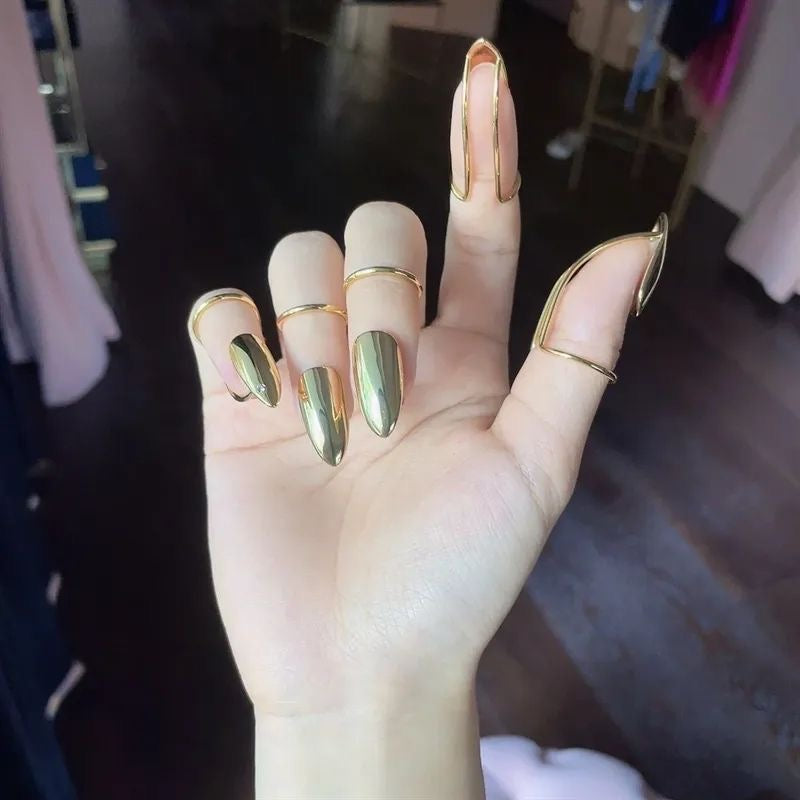 Claw Nail Rings ( Set of 1 )