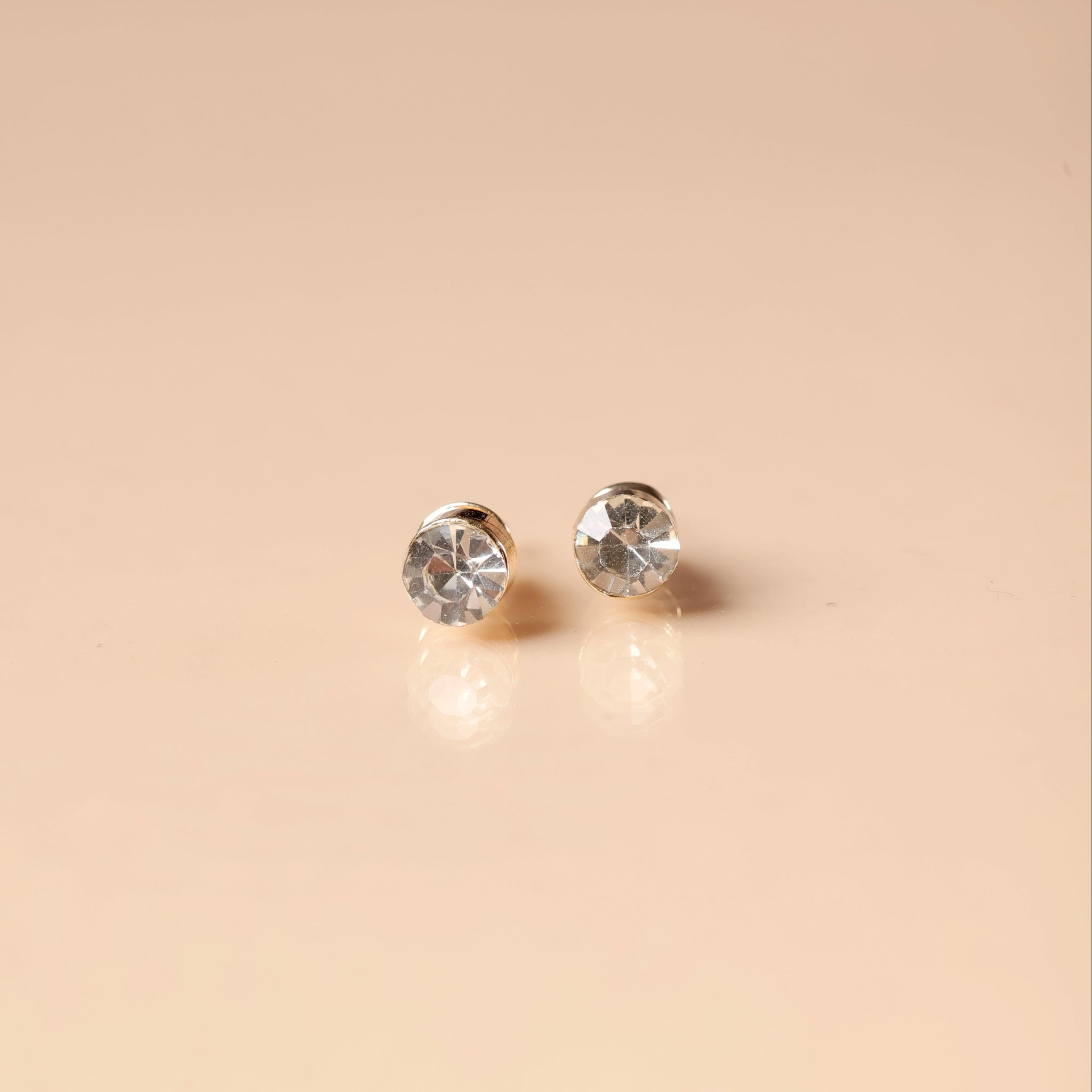 DIAMOND STONE STUD