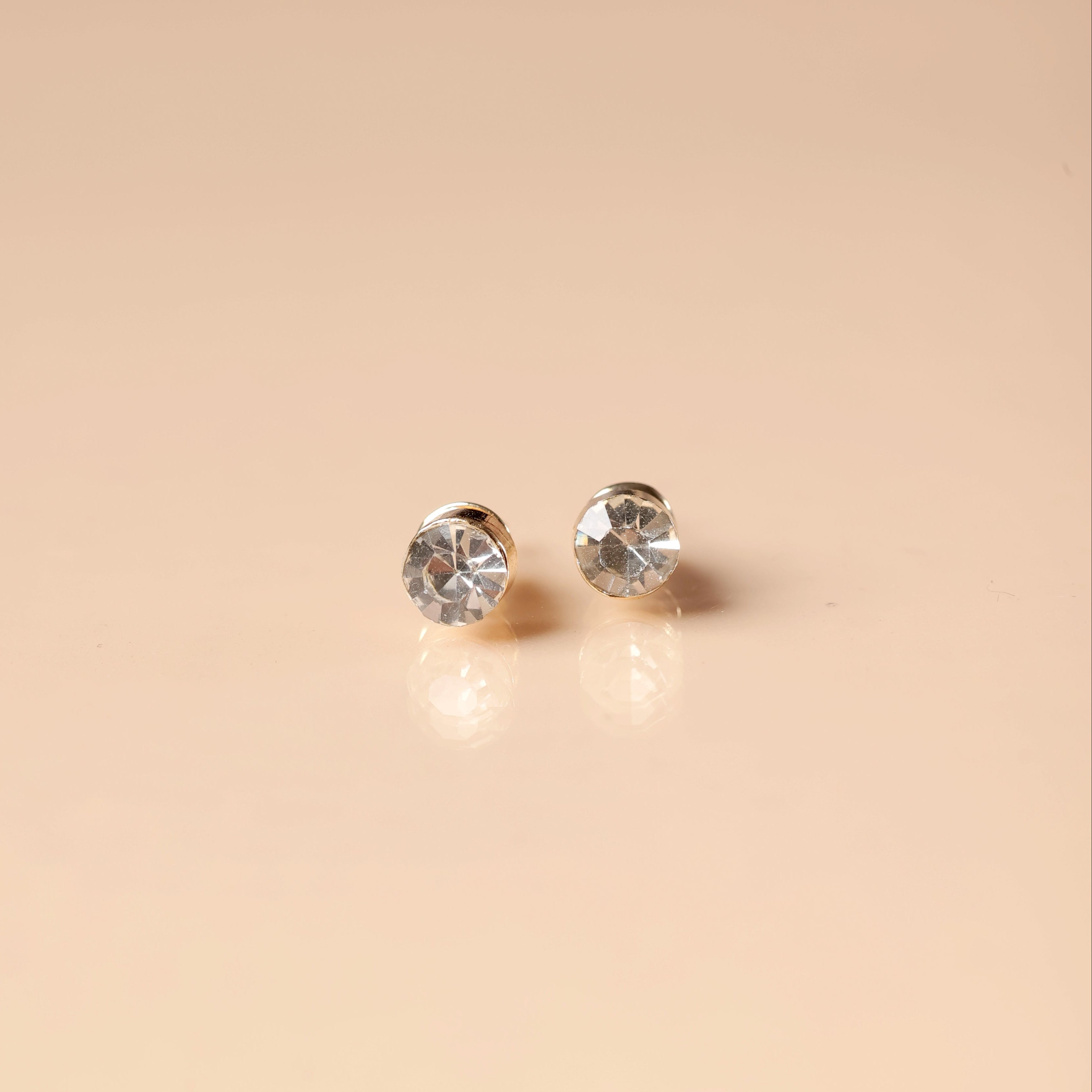 DIAMOND STONE STUD