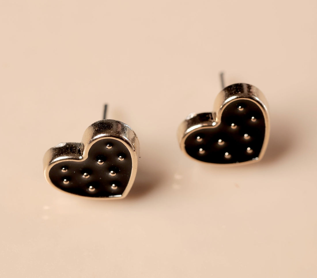 BLACK HEART STUD